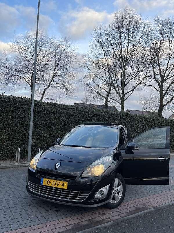 Zwart Occasion 2009 Renault Scénic Dynamique MPV | € 3.299 (Eerlijke prijs) - Afbeelding 1/4