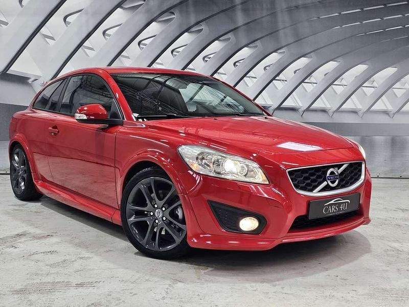 Rood Gebruikt 2010 Volvo C30 R-Design Summum Hatchback | € 8.999 - Afbeelding 1/4