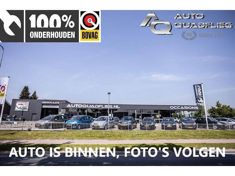 Grijs Gebruikt 2012 Peugeot 3008 GT MPV | € 6.950 (Duur) - Afbeelding 1/1