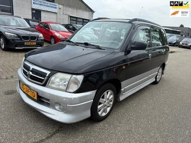 Zwart Gebruikt 2002 Daihatsu Move MPV | € 1.500 - Afbeelding 1/4