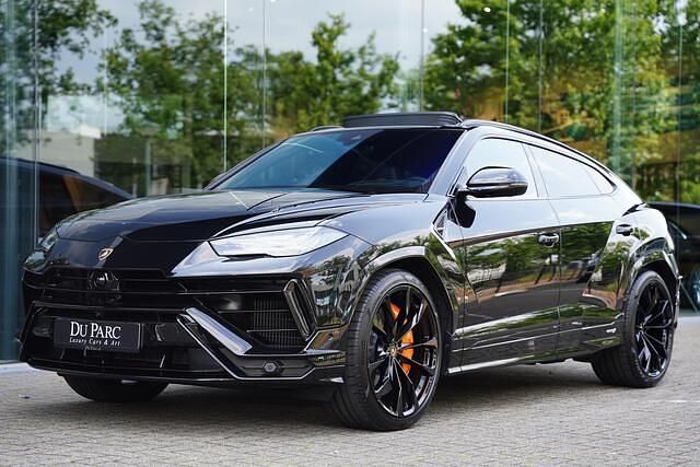 Zwart Gebruikt 2024 Lamborghini Urus SUV | € 358.888 - Afbeelding 1/4