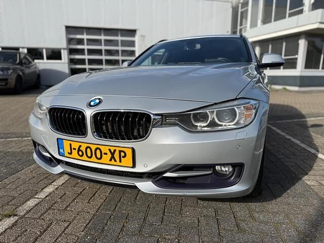 Occasion BMW 325 Executive 218 PK (160 kW) 2015 Grijs Stationwagen