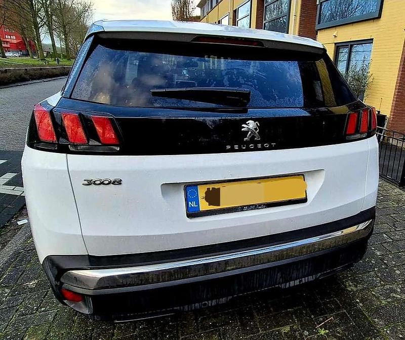 Occasion Peugeot 3008 165 PK (121 kW) 2018 Wit SUV
