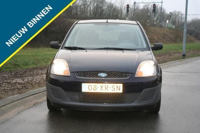 Blauw Gebruikt 2007 Ford Fiesta Cool & Sound Edition Hatchback | € 2.199 (Iets duurder) - Afbeelding 1/4