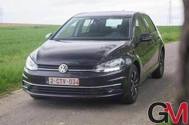 Zwart Gebruikt 2020 VW Golf VII IQ Drive Sedan | € 15.499 (Super prijs) - Afbeelding 1/4