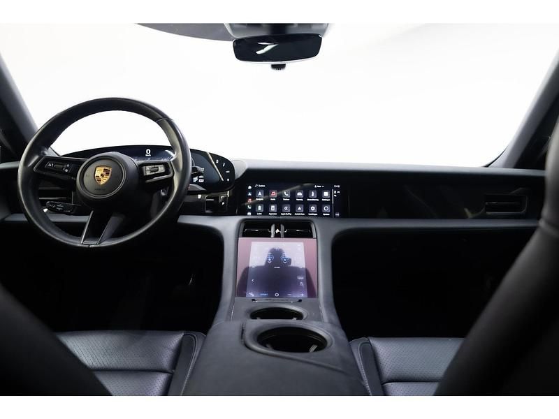 Occasion Porsche Taycan Performance Package 280 kW (381 PK) 2021 Wit Sedan