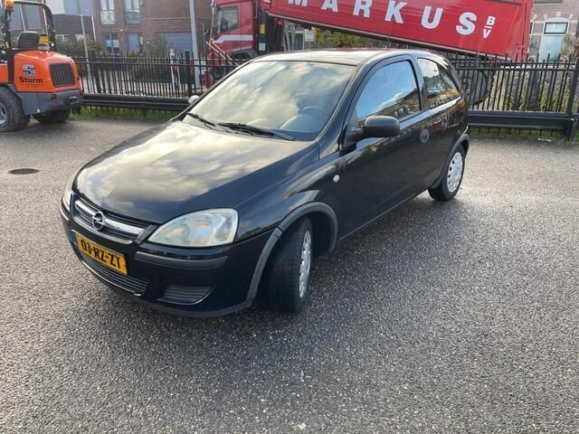Zwart Gebruikt 2005 Opel Corsa Hatchback | € 1.250 (Eerlijke prijs) - Afbeelding 1/4
