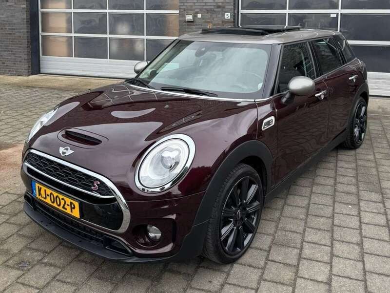 Rood Gebruikt 2016 Mini Cooper S Clubman Stationwagen | € 20.900 (Goede deal) - Afbeelding 1/4