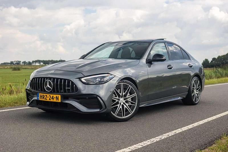 Grijs Occasion 2023 Mercedes C43 AMG AMG Sedan | € 78.950 (Duur) - Afbeelding 1/4