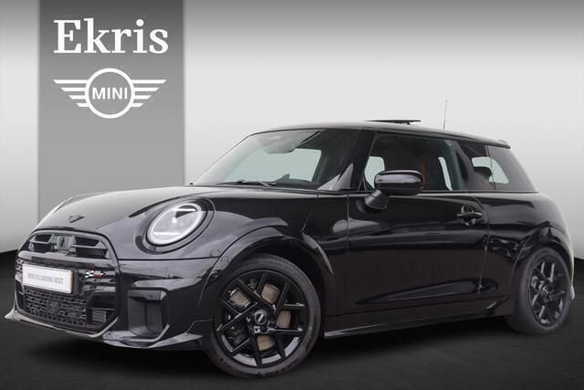 Zwart Nieuw 2025 Mini John Cooper Works Comfort Hatchback | € 43.928 (Duur) - Afbeelding 1/4
