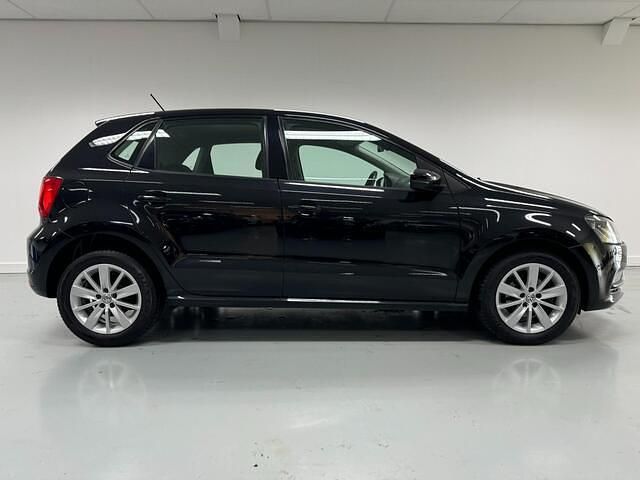 Occasion VW Polo Highline 75 PK (55 kW) 2017 Zwart Hatchback