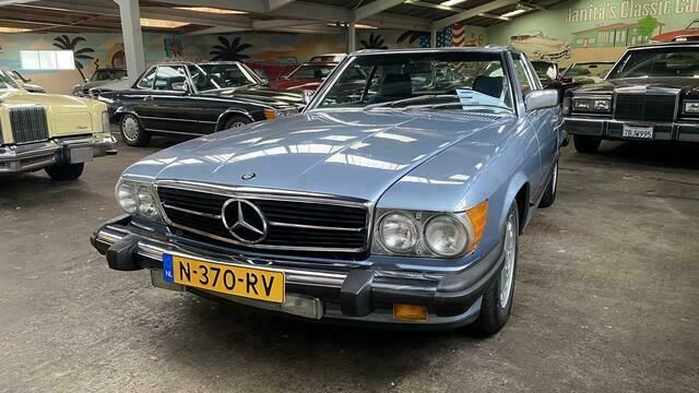 Blauw Gebruikt 1988 Mercedes 560 | € 22.900 - Afbeelding 1/4