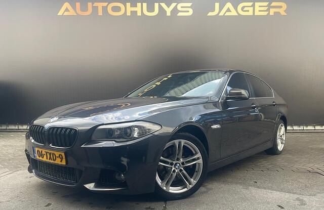 Grijs Gebruikt 2012 BMW 520 Executive Sedan | € 10.999 (Goede deal) - Afbeelding 1/4