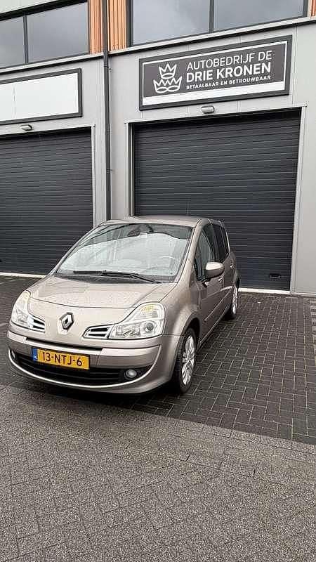 Occasion Renault Modus Exception 101 PK (74 kW) 2010 Beige MPV