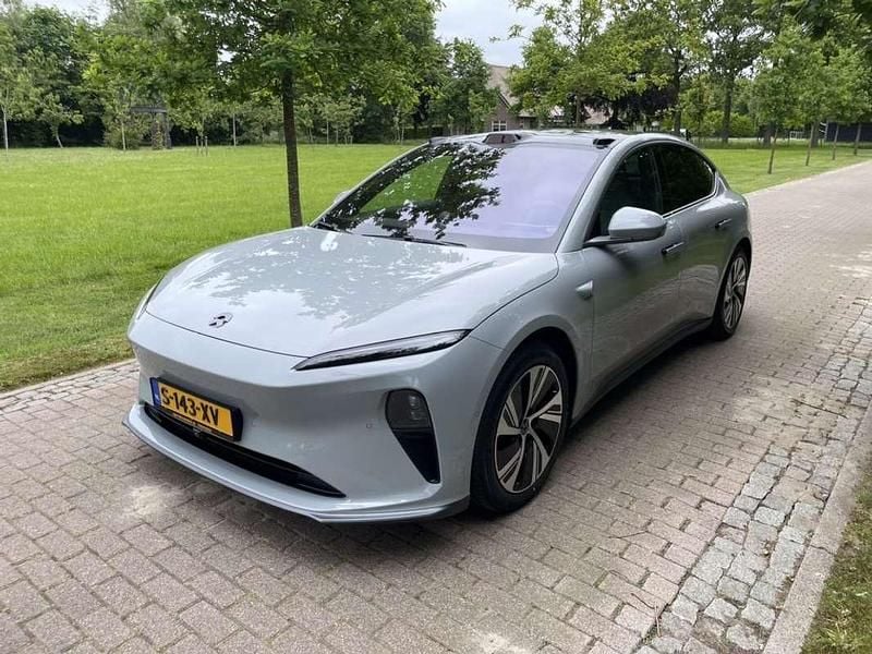 Grijs Occasion 2023 Nio ET5 Sedan | € 34.950 - Afbeelding 1/4