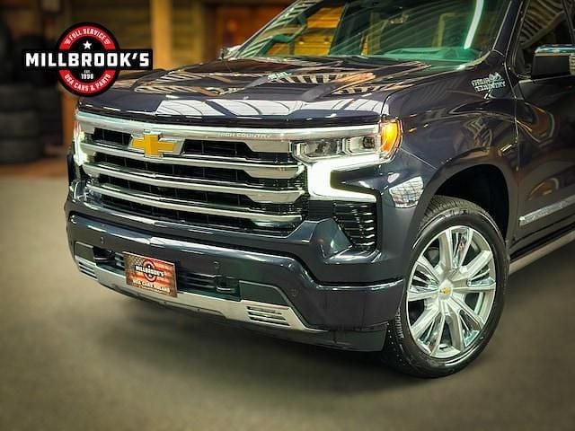 Occasion Chevrolet Silverado 420 PK (308 kW) 2024 Blauw (metallic) Pickup