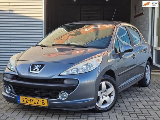 Grijs Occasion 2009 Peugeot 207 Hatchback | € 2.248 (Eerlijke prijs) - Afbeelding 1/4