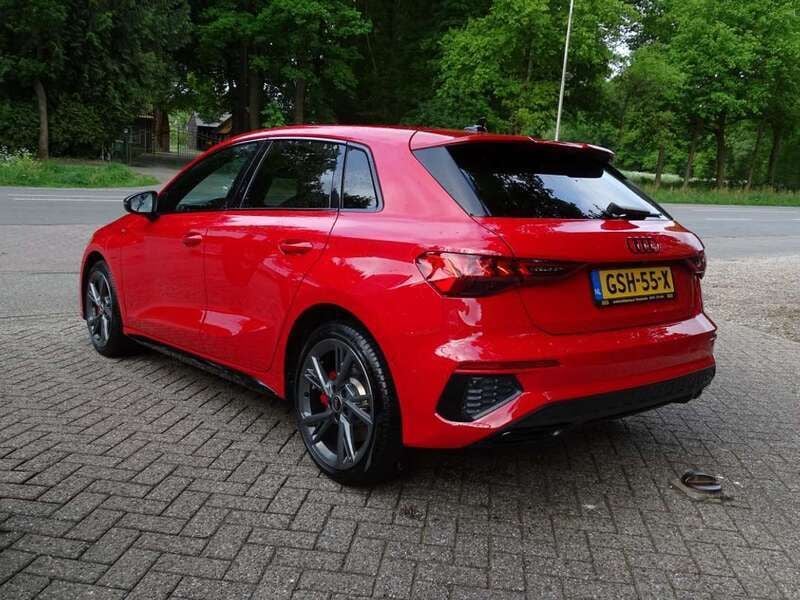 Occasion Audi A3 Sportback e-tron S-Line 150 PK (110 kW) 2021 Rood Hatchback