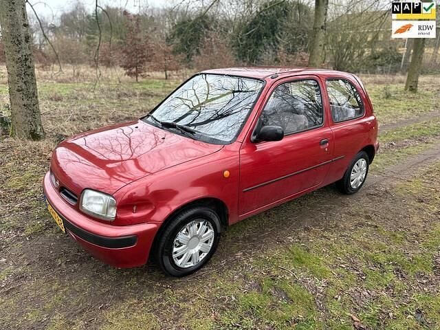 Occasion Nissan Micra 54 PK (39 kW) 1997 Rood Hatchback