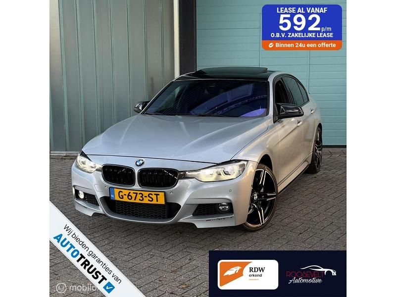 Grijs Gebruikt 2016 BMW 340 M Sport Sedan | € 36.950 (Eerlijke prijs) - Afbeelding 1/4