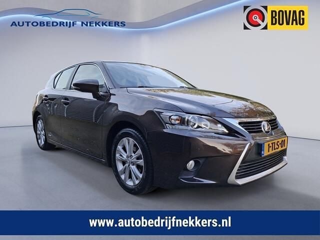 Bruin (metallic) Gebruikt 2014 Lexus CT200h Business Edition Hatchback | € 13.950 (Iets duurder) - Afbeelding 1/4