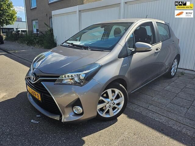 Bruin Gebruikt 2016 Toyota Yaris Hatchback | € 10.499 (Goede deal) - Afbeelding 1/4