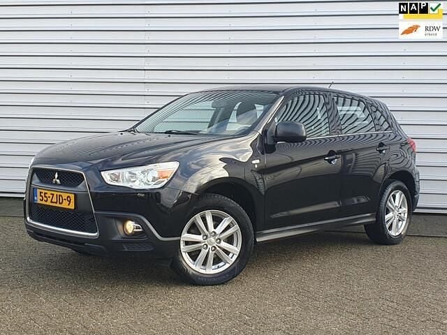 Zwart Occasion 2012 Mitsubishi ASX Edition SUV | € 7.695 (Eerlijke prijs) - Afbeelding 1/4