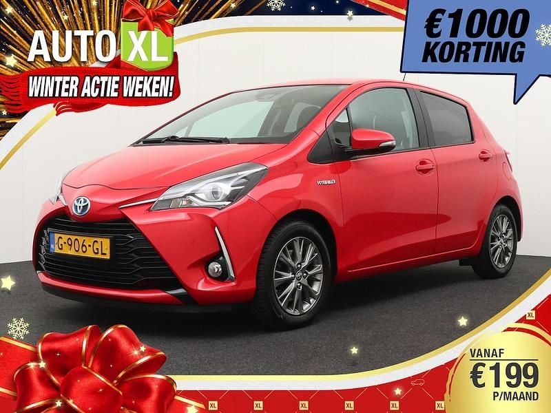 Rood Occasion 2019 Toyota Yaris Hybrid Hatchback | € 14.940 (Super prijs) - Afbeelding 1/4