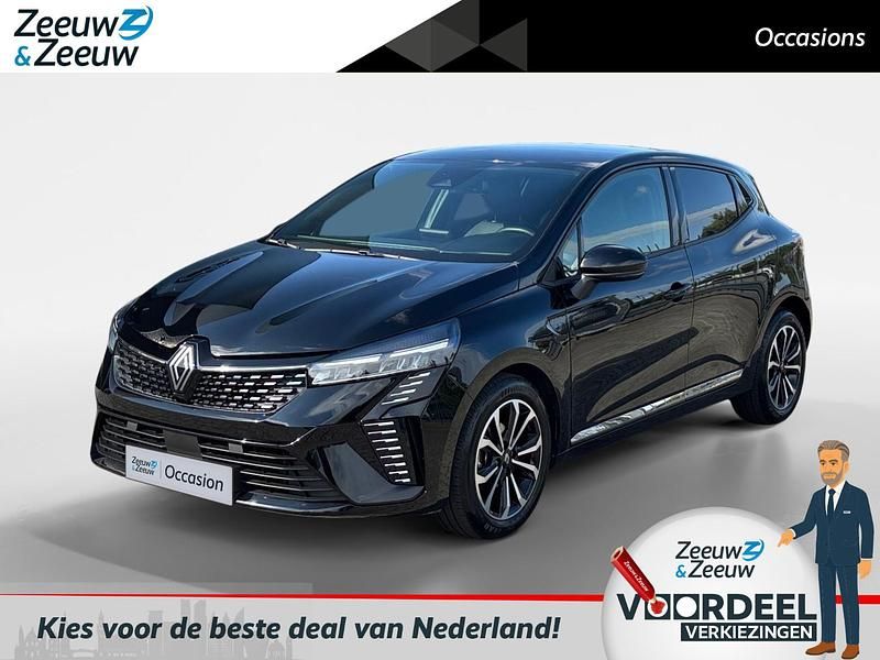 Noir étoilé gne (donker zwart) Gebruikt 2023 Renault Clio V Techno Hatchback | € 21.435 (Duur) - Afbeelding 1/4