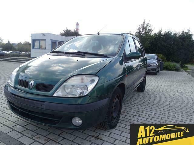 Groen Gebruikt 2000 Renault Mégane Sedan | € 1.780 - Afbeelding 1/4