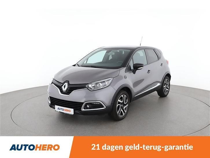 Grijs (metallic) Gebruikt 2017 Renault Captur Dynamique SUV | € 10.049 (Goede deal) - Afbeelding 1/4