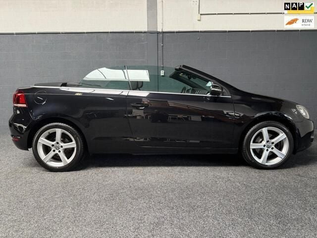 Zwart Gebruikt 2011 VW Golf Cabriolet Cabriolet | € 5.950 (Eerlijke prijs) - Afbeelding 1/4