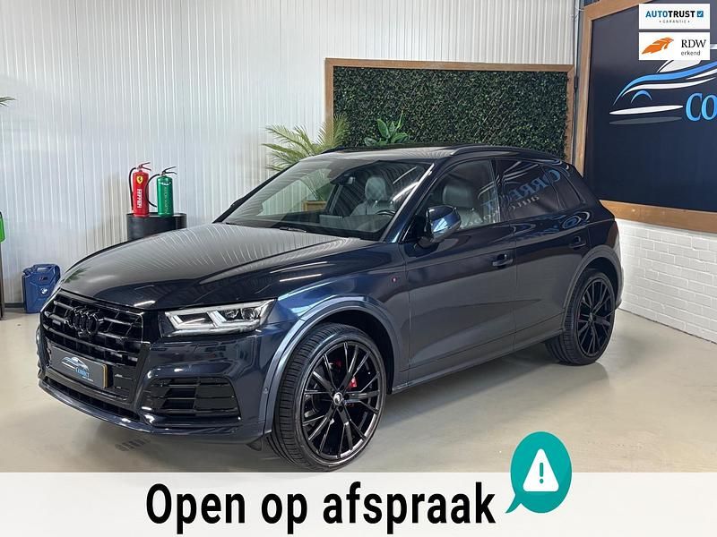 Blauw Gebruikt 2018 Audi Q5 Black Edition SUV | € 31.795 (Eerlijke prijs) - Afbeelding 1/4