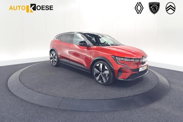 Rood Gebruikt 2023 Renault Megane E-Tech Techno Hatchback | € 22.900 (Super prijs) - Afbeelding 1/4