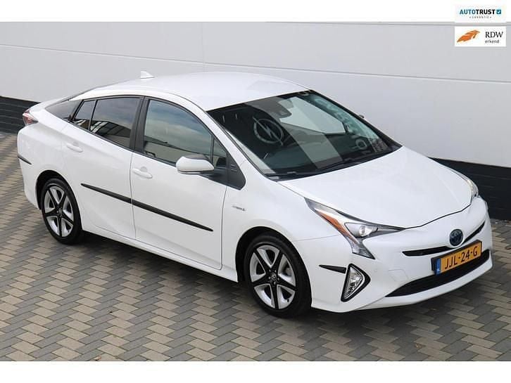 Gebruikt 2016 Toyota Prius Executive | € 19.445 - Afbeelding 1/1