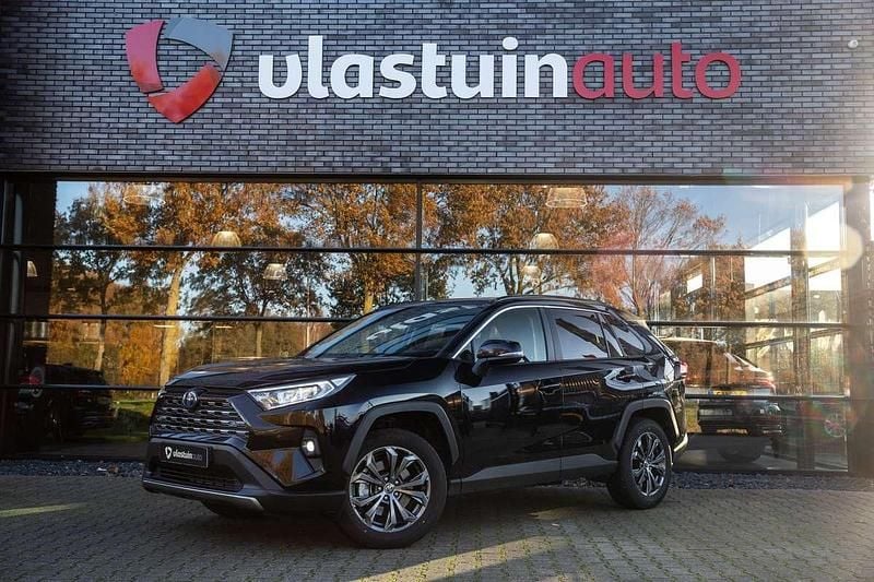 Zwart Gebruikt 2025 Toyota RAV4 Hybrid Executive SUV | € 43.950 (Super prijs) - Afbeelding 1/4
