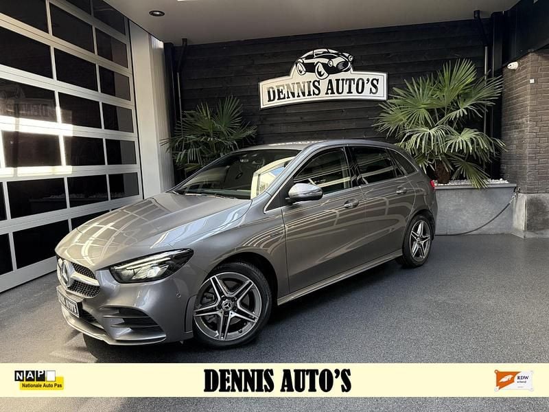 Grijs Gebruikt 2020 Mercedes B250 Business MPV | € 24.750 (Eerlijke prijs) - Afbeelding 1/4