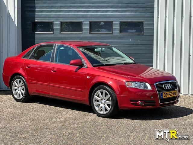 Occasion Audi A4 102 PK (75 kW) 2005 Rood Sedan