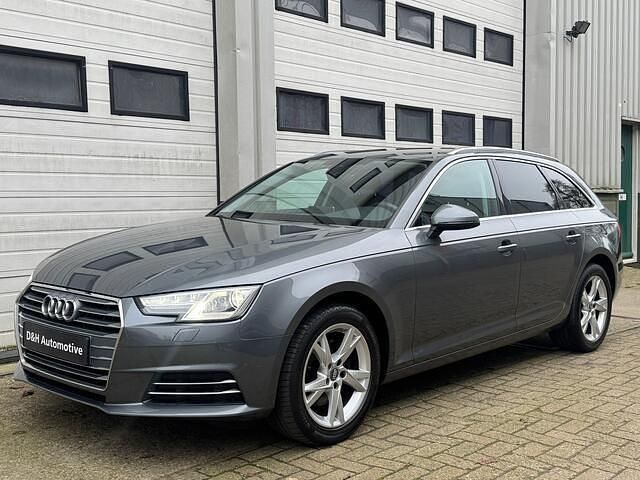 Occasion Audi A4 Sport 150 PK (110 kW) 2018 Grijs (metallic) Stationwagen