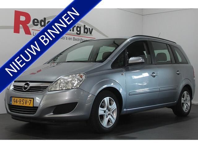 Grijs Gebruikt 2009 Opel Zafira Essentia MPV | € 5.945 (Duur) - Afbeelding 1/4