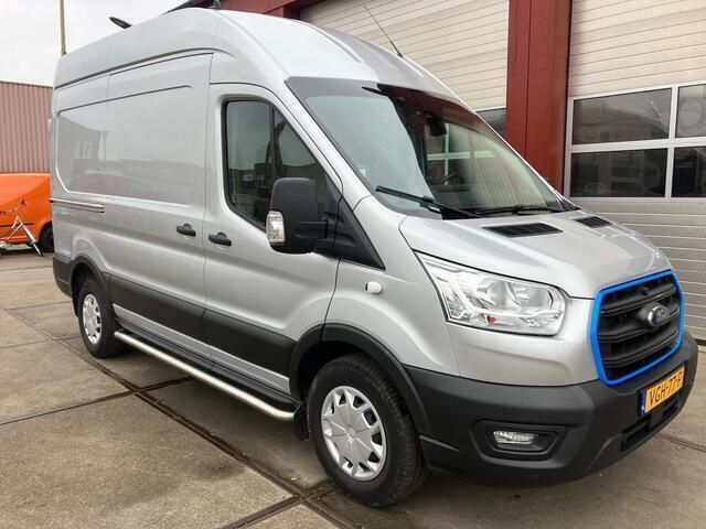 Zilver Gebruikt 2020 Ford Transit Trend Van | € 17.500 (Eerlijke prijs) - Afbeelding 1/4