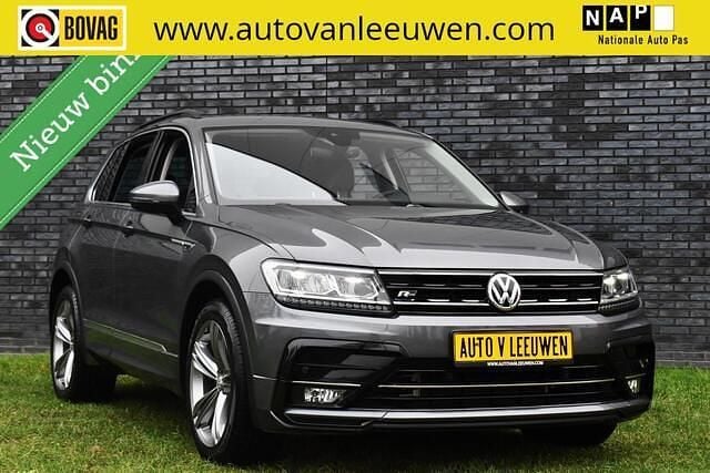 Grijs Occasion 2020 VW Tiguan R-line SUV | € 28.925 (Super prijs) - Afbeelding 1/4