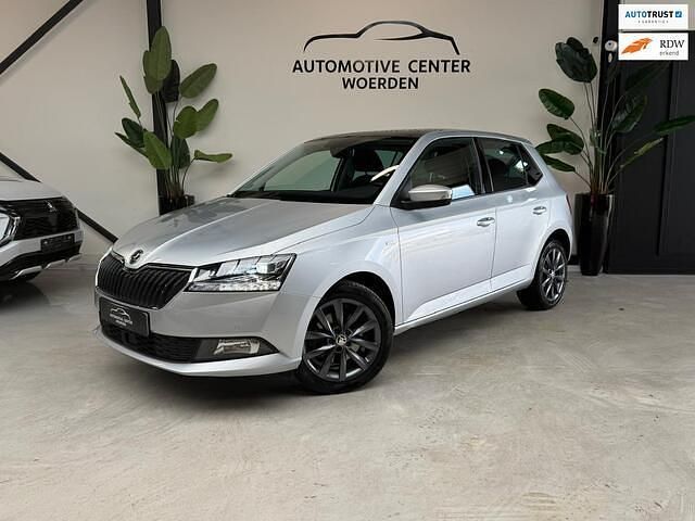 Grijs (metallic) Gebruikt 2019 Skoda Fabia Soleil Hatchback | € 14.999 (Eerlijke prijs) - Afbeelding 1/4