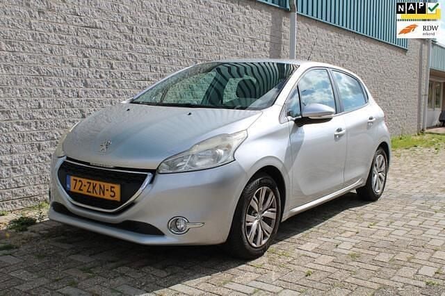 Grijs Gebruikt 2012 Peugeot 208 Hatchback | € 2.150 (Goede deal) - Afbeelding 1/4