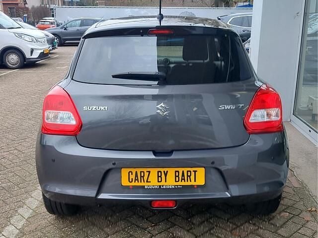Occasion Suzuki Swift 90 PK (66 kW) 2017 Grijs (metallic) Hatchback