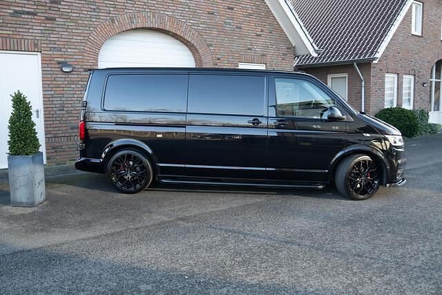 Occasion VW T6.1 150 PK (110 kW) 2022 Zwart Van