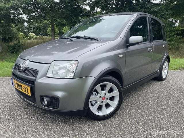 Grijs Gebruikt 2008 Fiat Panda Sport Hatchback | € 2.899 - Afbeelding 1/4