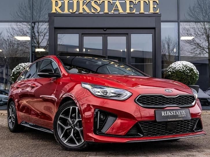 Occasion Kia ProCeed GT-Line 140 PK (102 kW) 2019 Rood (metallic) Stationwagen
