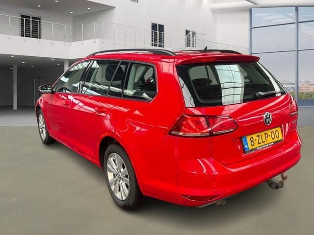 Occasion VW Golf VII Comfortline 110 PK (80 kW) 2015 Rood (metallic) Stationwagen