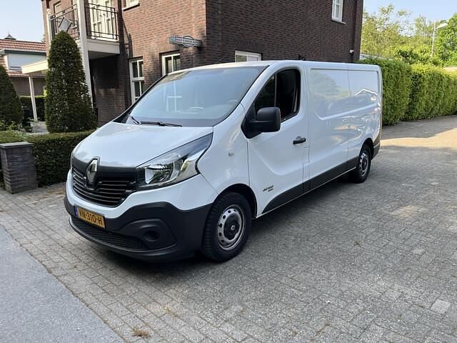 Wit Occasion 2015 Renault Trafic MPV | € 5.800 (Eerlijke prijs) - Afbeelding 1/4